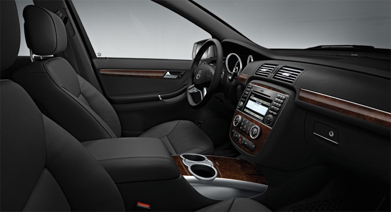 Mercedes Benz 2012 R Class Interior 151 731